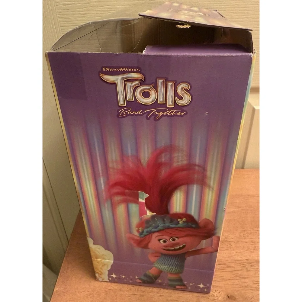 DreamWorks Trolls Band Together Poppy Styling Head - 11 Pieces - Kids‎